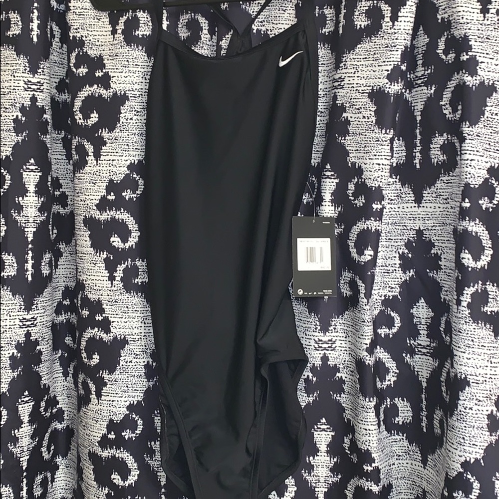 BRAND NEW!!! NIKE SWIMSUIT 🖤